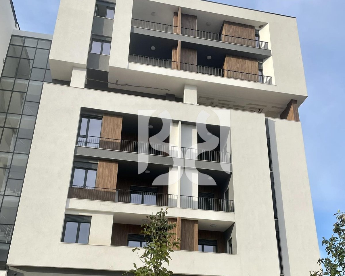 APPARTAMENTO 2+1 IN VENDITA IN RESIDENCE VICINO ALLA ROTONDA DI SHKOZA