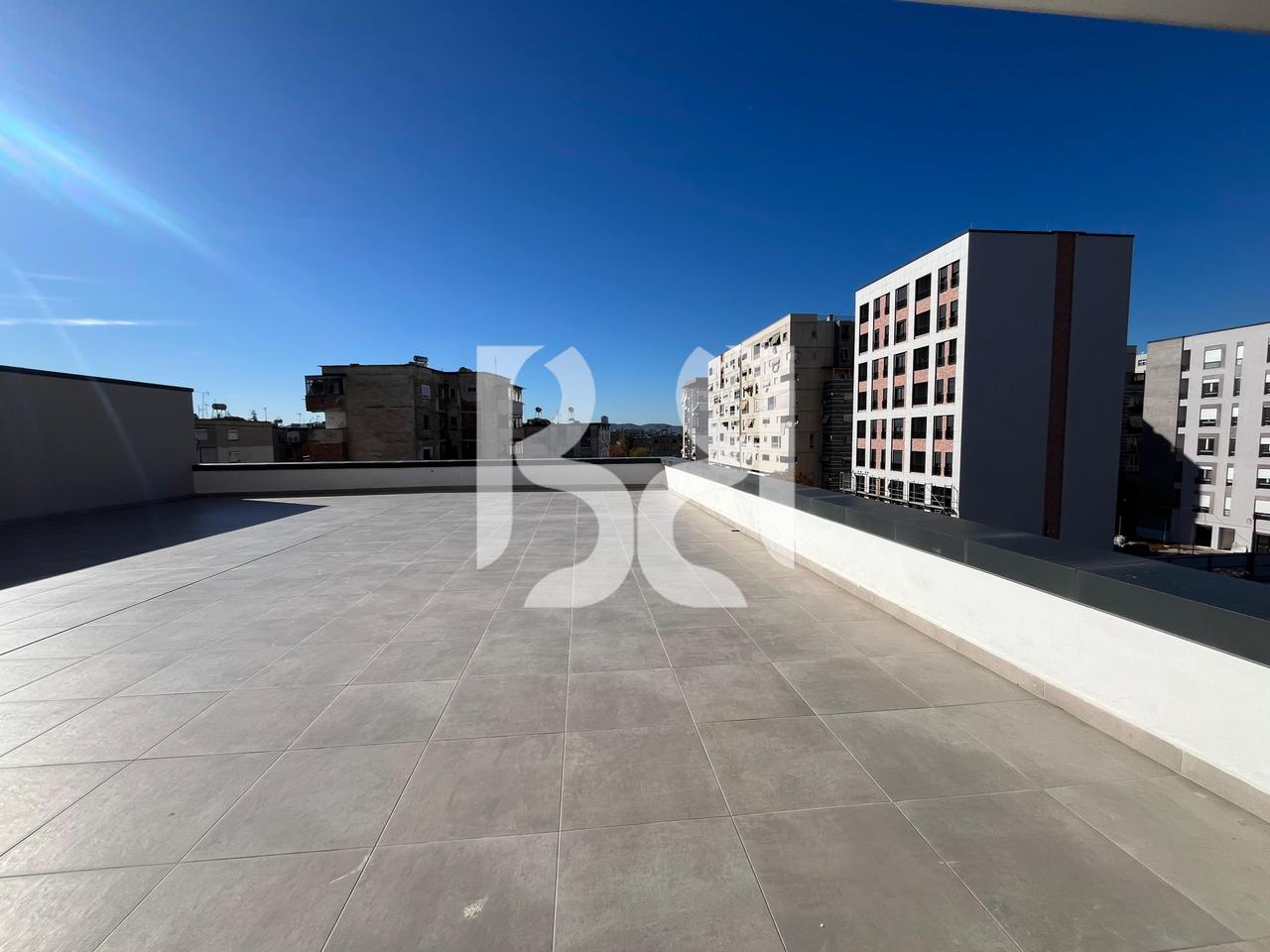 APPARTAMENTO IN AFFITTO 2+1+2 |900 Euro| LAGO ASCIUTTO, TIRANA!