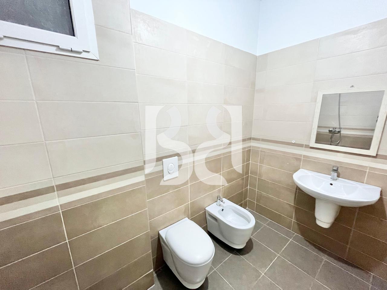 IN AFFITTO UFFICIO 1+1+BALCONE VICINO BIRRA TIRANA