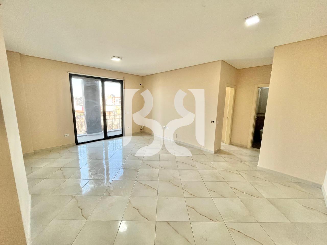 IN AFFITTO UFFICIO 1+1+BALCONE VICINO BIRRA TIRANA