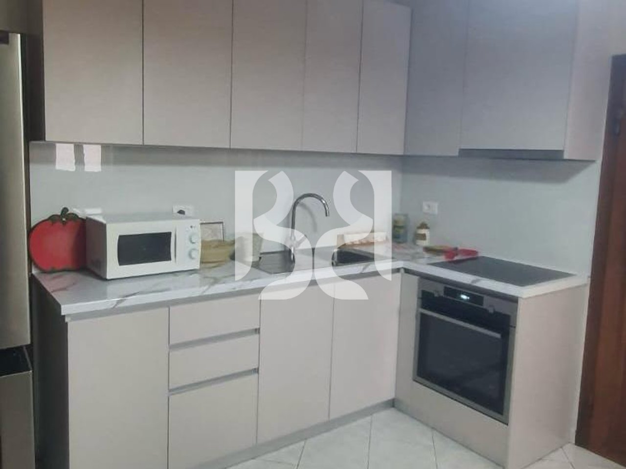 APPARTAMENTO 2+1+BALCONE IN AFFITTO BRRYLI 620€