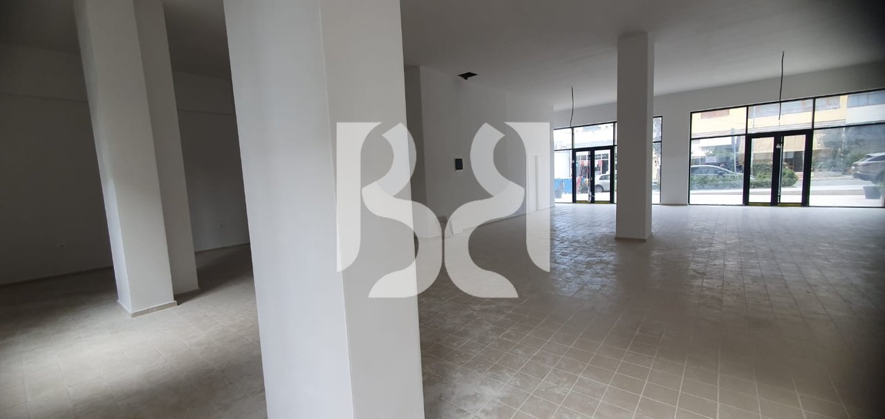 LOCALE COMMERCIALE IN AFFITTO 250.000 LEKE A SHKOZA.