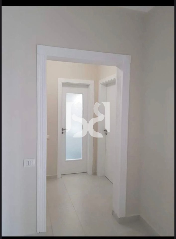 JEPET APARTAMENT 4+1+2 ME QIRA NE ZONEN E ALI DEMIT.*