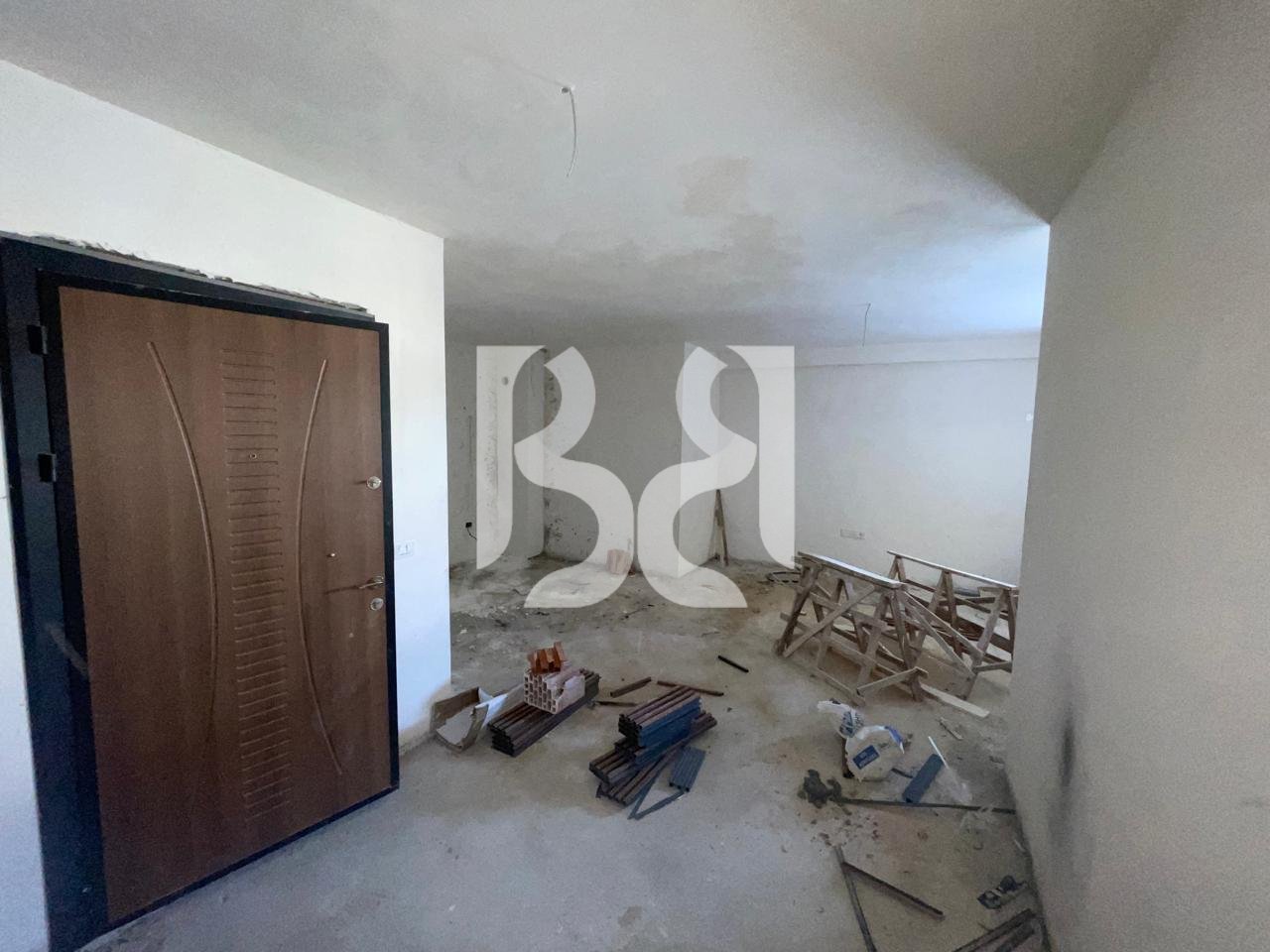 APPARTAMENTO 1+1 IN VENDITA NELLA RESIDENZA TOM DOSHI, SHKOZË, TIRANA.