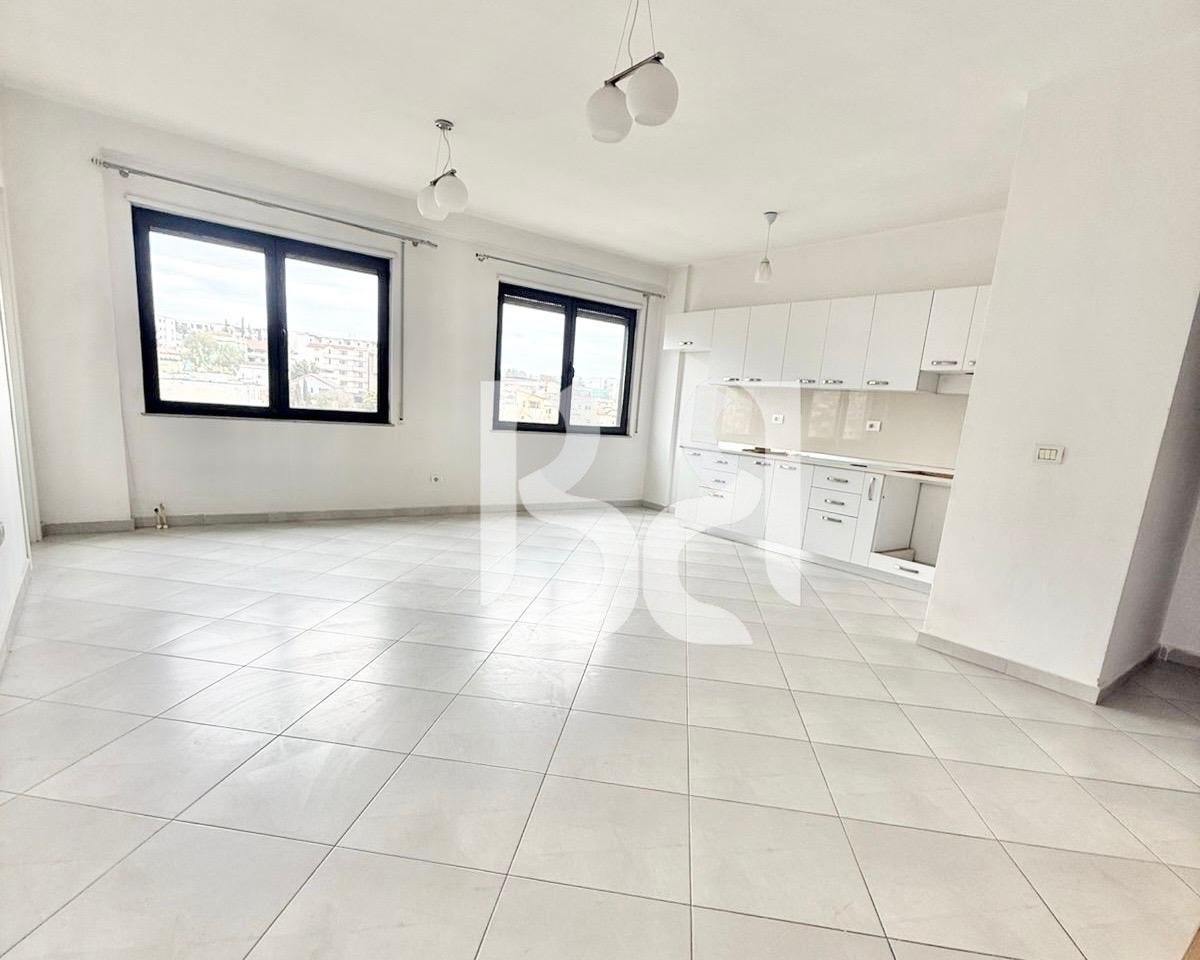 APARTMENT 2+1+2 FOR SALE NEAR THE FORMER ELECTRIC MARKET