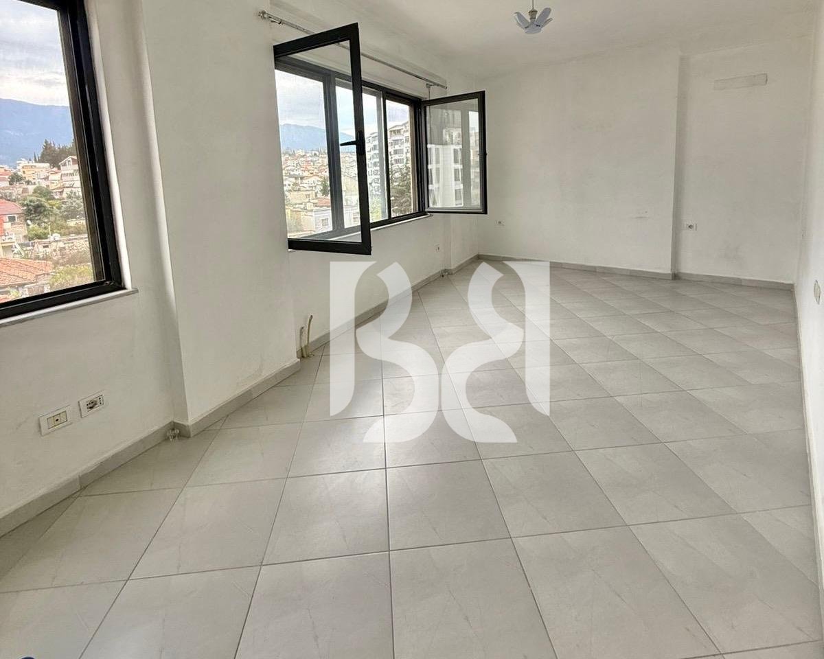 APARTMENT 2+1+2 FOR SALE NEAR THE FORMER ELECTRIC MARKET