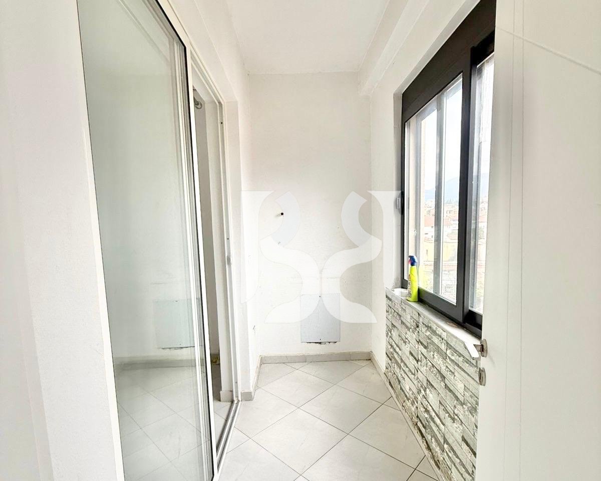 APARTMENT 2+1+2 FOR SALE NEAR THE FORMER ELECTRIC MARKET