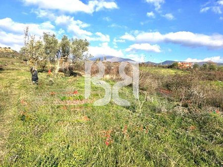 SHITET TOKE NE MULLET-PRANE EQUOS RESORT*