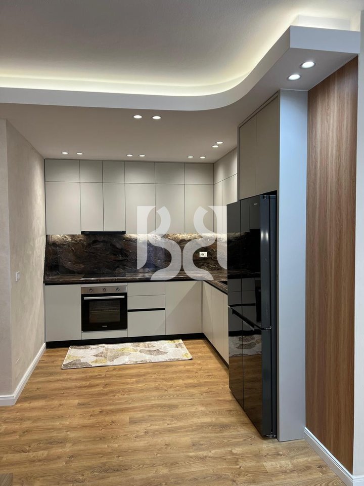 SHITET APARTAMENT 2+1+2 NE ASTIR