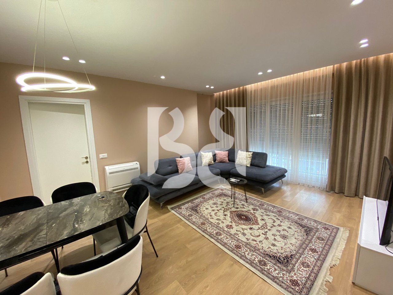 Appartamento 2+1+2 in affitto in via Dibra