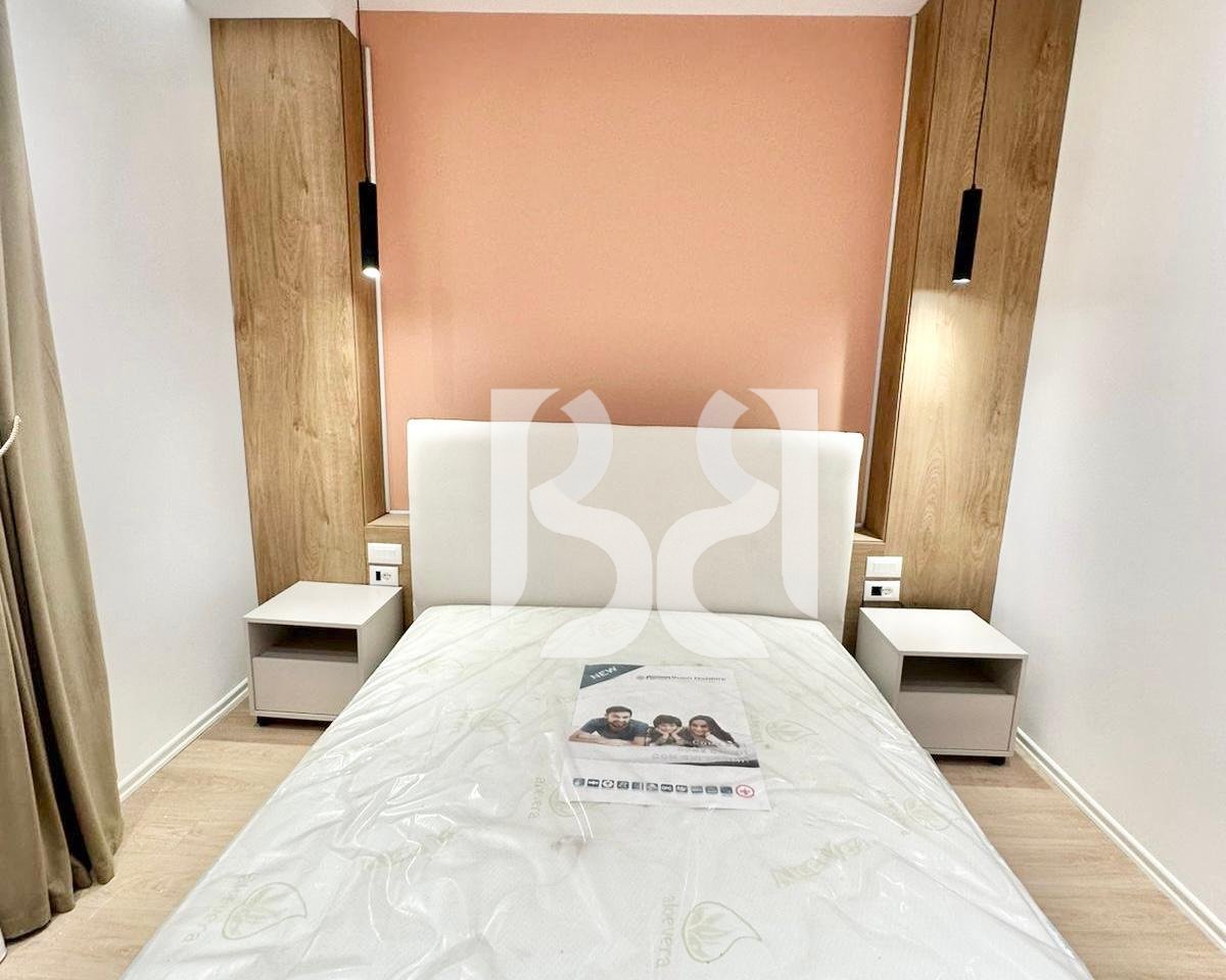 Appartamento 1+1 in affitto al Boulevard Zogu I, centro