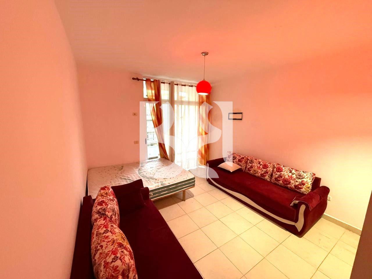 FORNELLO A GAS IN VENDITA A ASTIR – COMPLESSO FRATARI