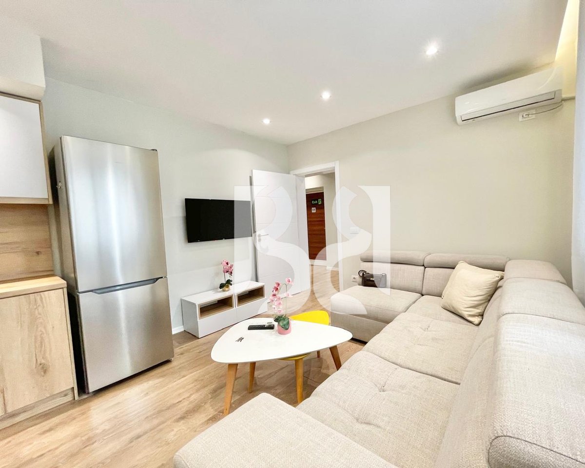 APARTAMENT ME QERA 2+1 NE ZONEN E BRRYLIT