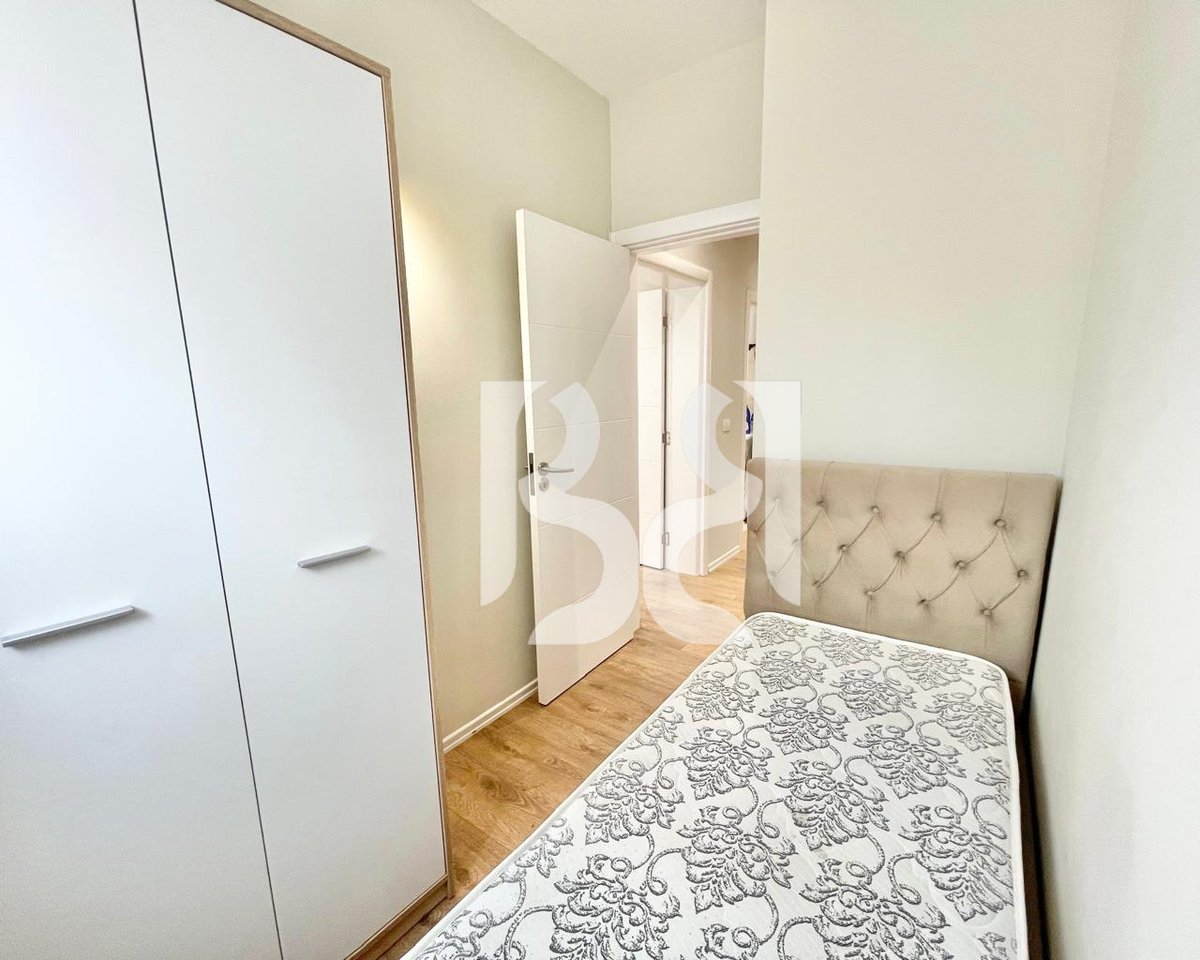 APARTAMENT ME QERA 2+1 NE ZONEN E BRRYLIT