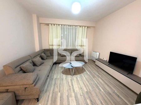 JEPET ME QIRA  APARTAMENT 1+1  ASTIR 50,000 LEKE