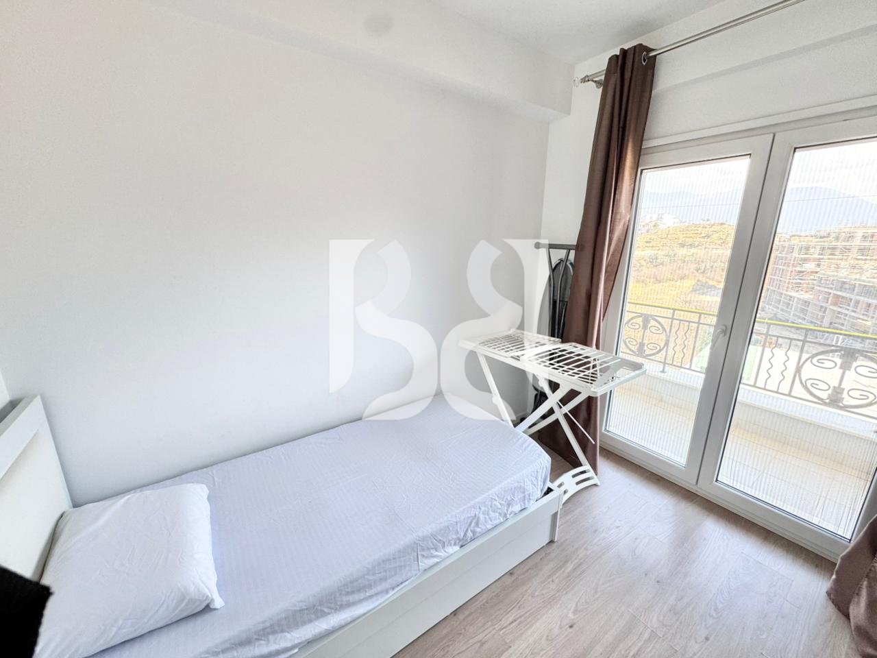 Shitet Apartament 2+1 + Parking në Kodrën e Diellit 2, Tiranë