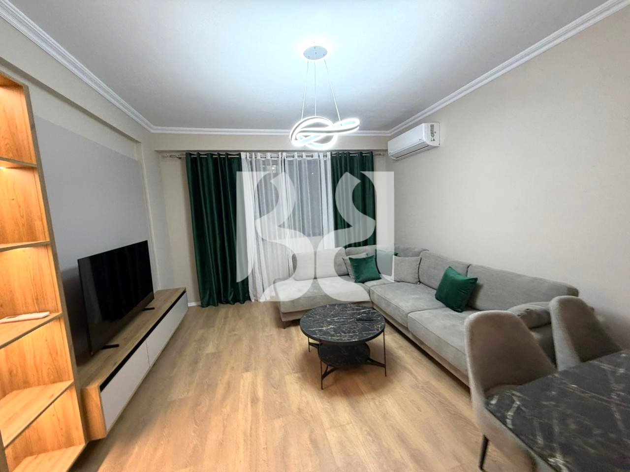 JEPET ME QIRA  APARTAMENT 1+1  VILA L ASTIR