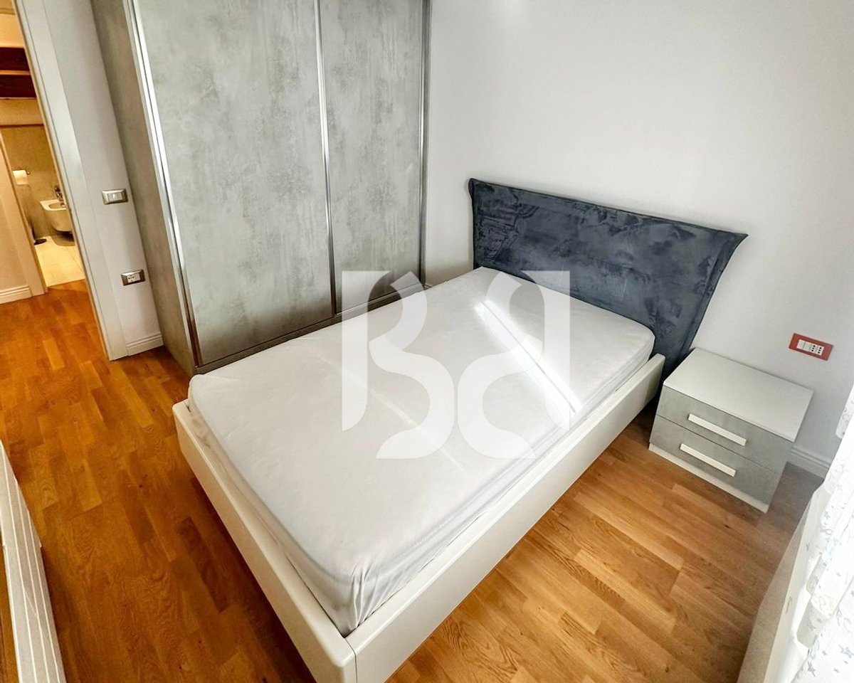 FOR RENT 3+1+2 BATHROOMS +2 PARKING SPACES IN THE PARIS MUNICIPALITY NEAR KRISTAL CENTER