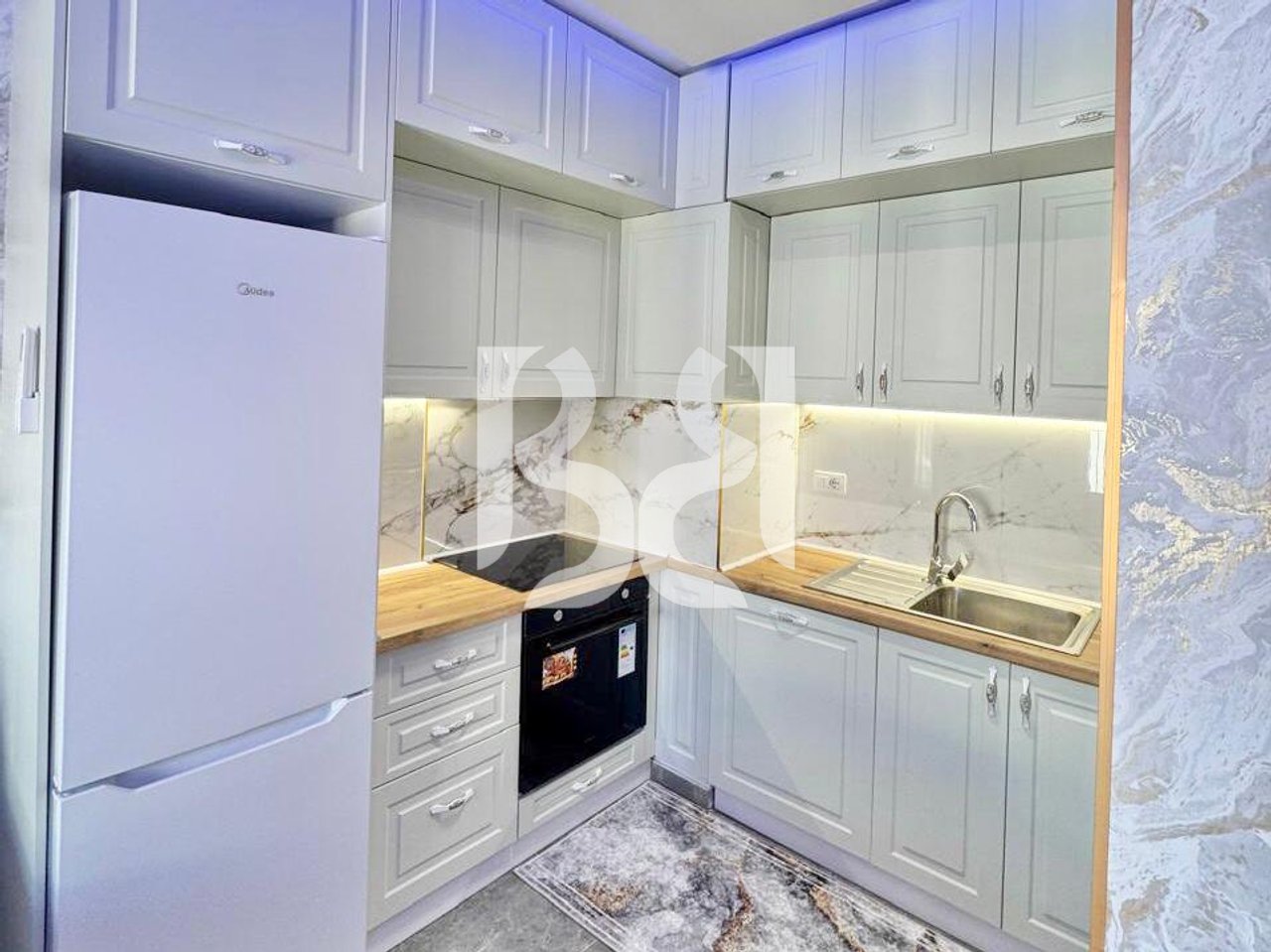 APARTAMENT 1+1 ME QIRA UNIVERS CITY 500 EURO