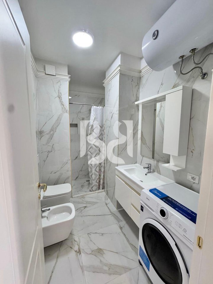 APARTAMENT 1+1 ME QIRA UNIVERS CITY 500 EURO