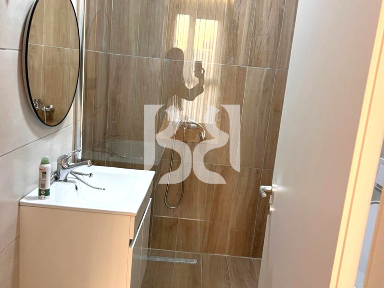 APARTAMENT ME QIRA 2+1+2 TRIO TOWER DON BOSCO 940 EURO