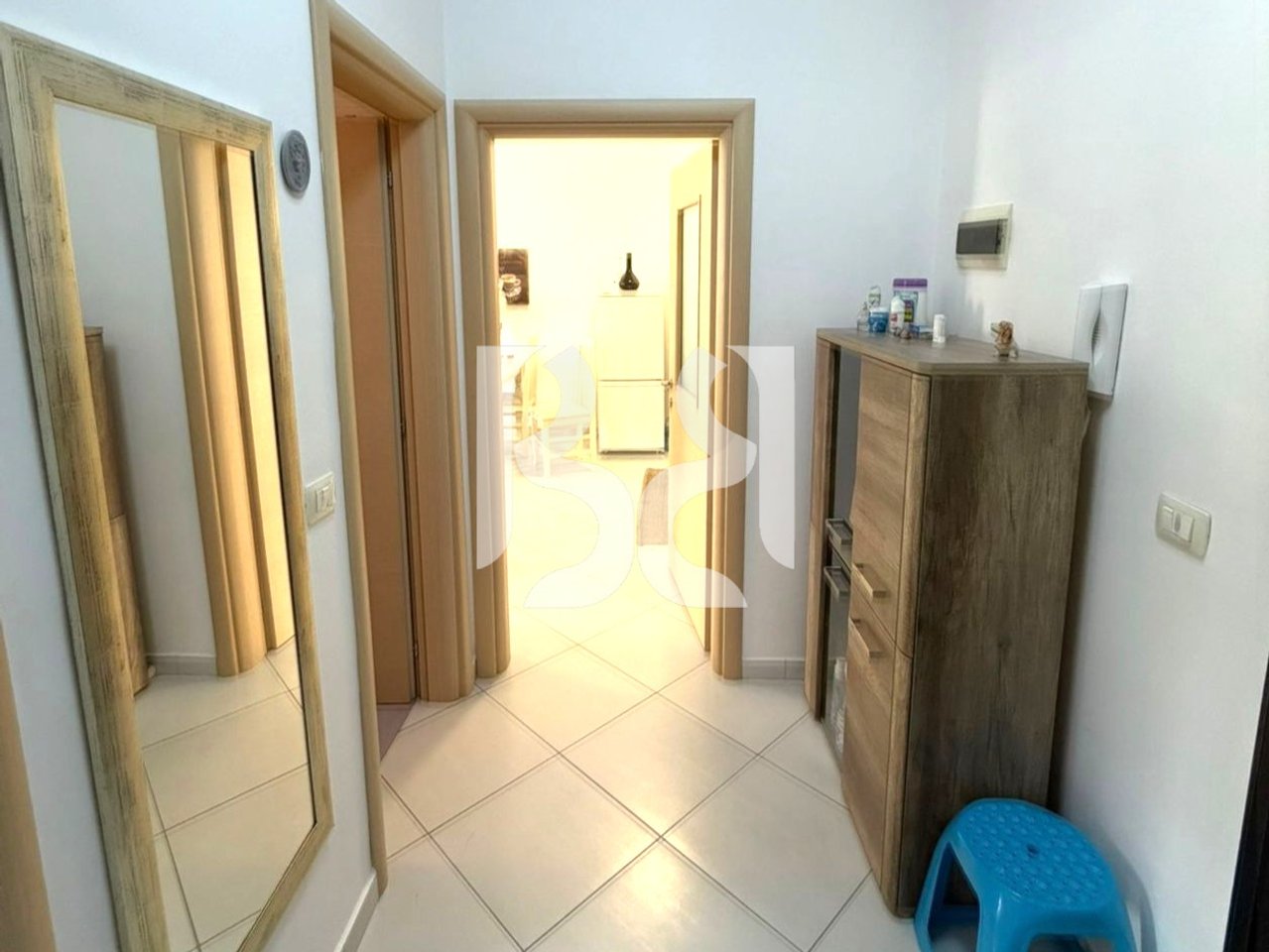 APARTAMENT 1+1 NE SHITJE TEK KOPSHTI BOTANIK