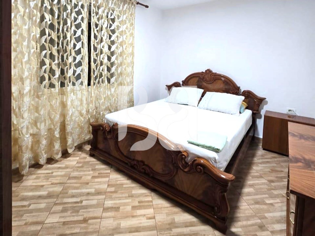 SHTEPI PRIVATE 1+1 ME OBORR – ME Qera Ne Laprakë