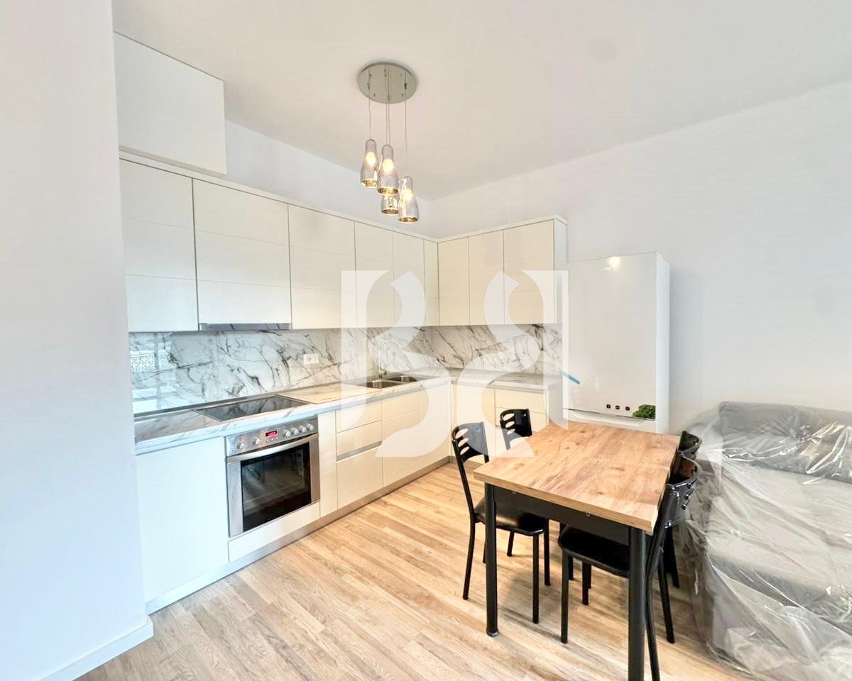 APARTAMENT ME QERA 1+1 TEK ISH FUSHA E AVIACIONIT