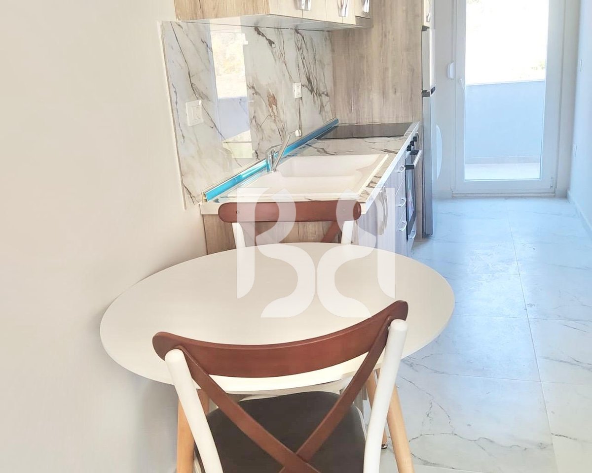 APARTMENT 1+1+PARKING SPACE FOR RENT IN SHKOZE**