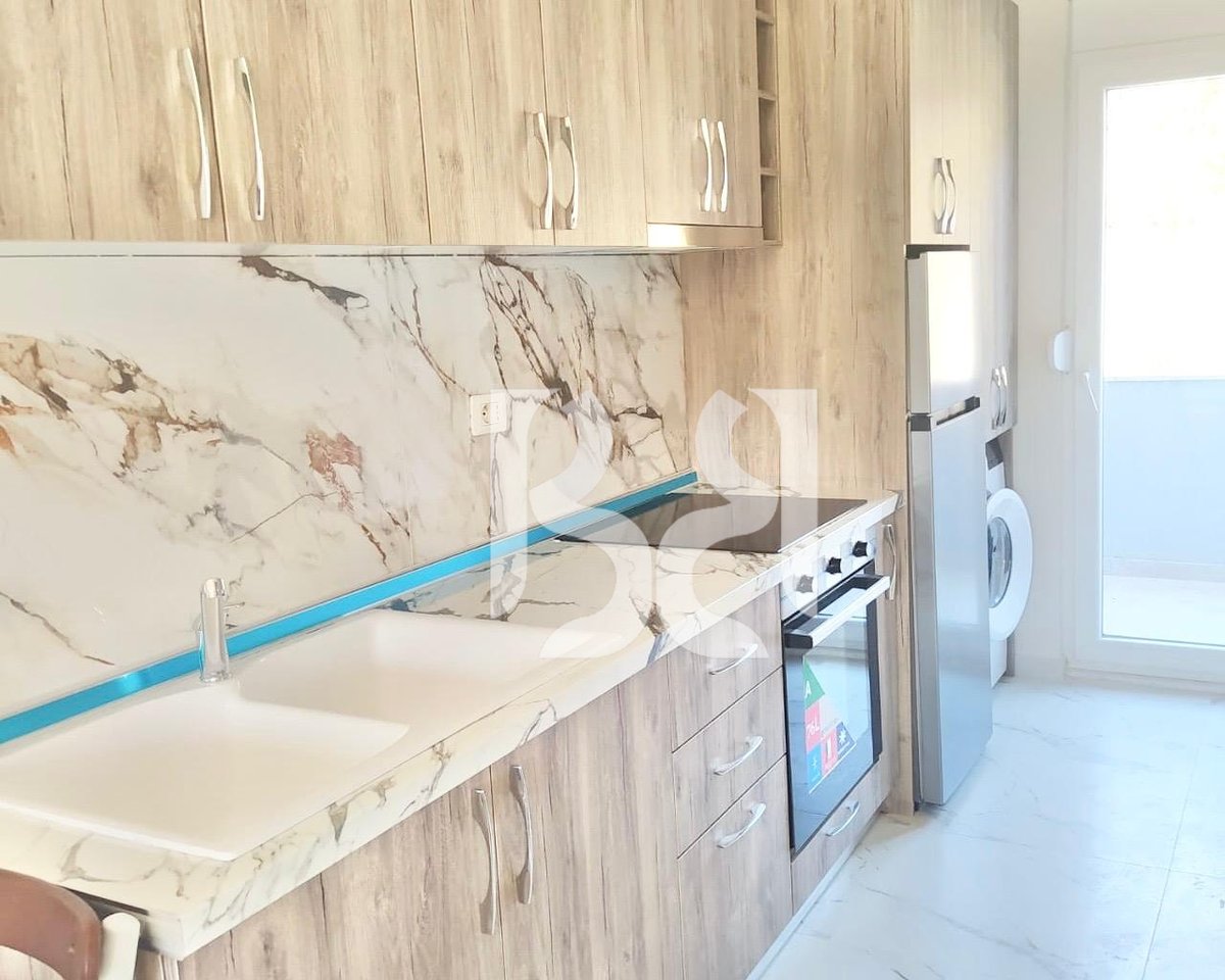 APARTMENT 1+1+PARKING SPACE FOR RENT IN SHKOZE**