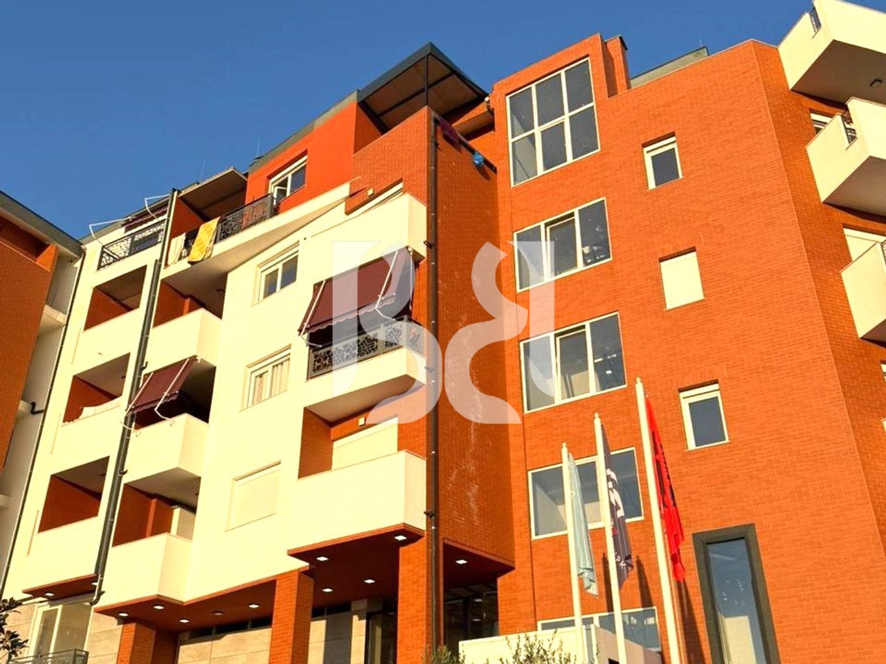 PENTHOUSE EKSPLUSIV NE SHITJE – JAHO RERIDENT | 178,500€