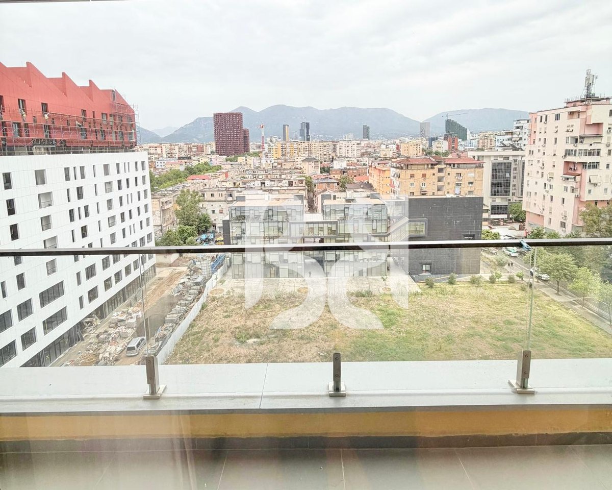 APARTAMENT 2+1+2+POST PARKIMI ME QERA TEK SQUARE 21