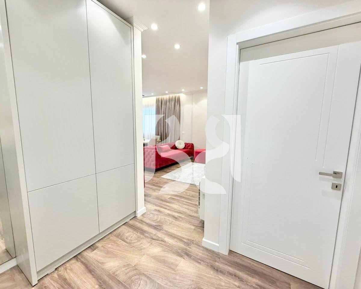 APARTAMENT TE PAZARI RI ME QERA 1+1