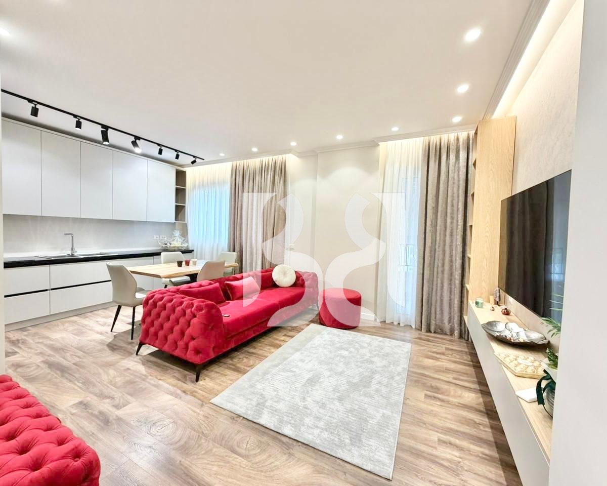 APARTAMENT TE PAZARI RI ME QERA 1+1