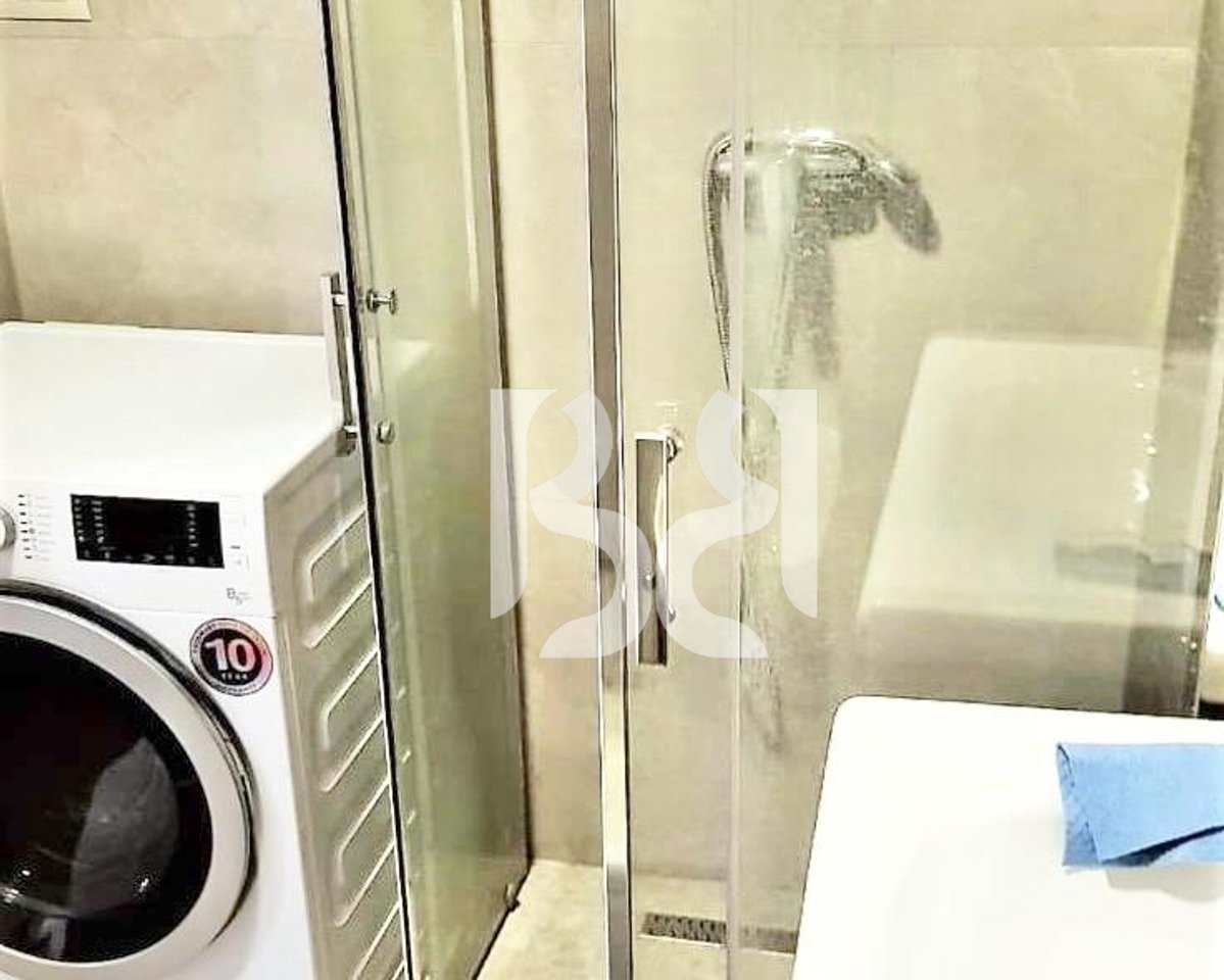 APARTAMENT TEK SHALLAVARET 1+1 ME QERA
