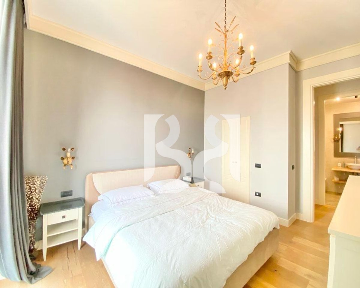 APARTAMENT 2+1+2+POST PARKIMI TEK AMBASADOR 3