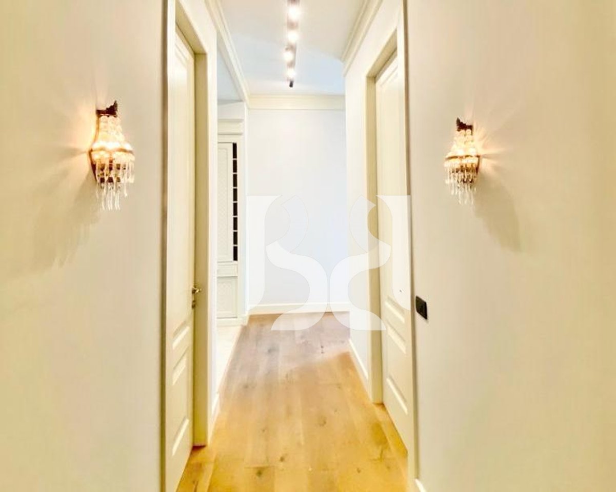 APARTAMENT 2+1+2+POST PARKIMI TEK AMBASADOR 3
