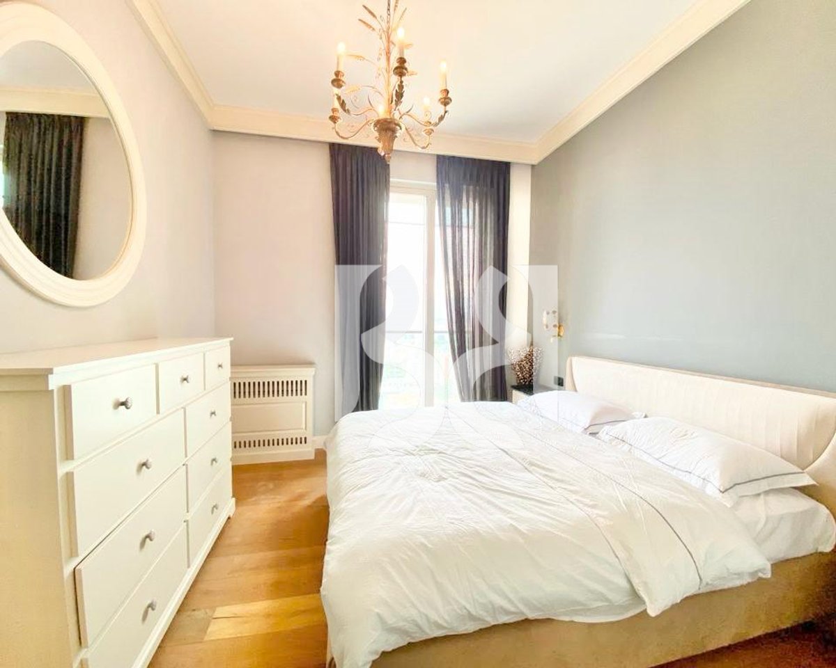 APARTAMENT 2+1+2+POST PARKIMI TEK AMBASADOR 3