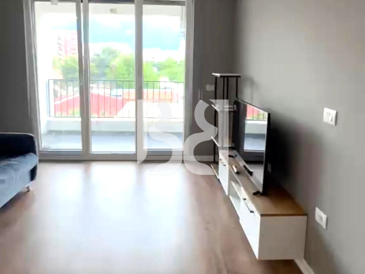 APARTAMENT MODERN 2+1+2 ME QERA TEK TIRANA UPTOWN