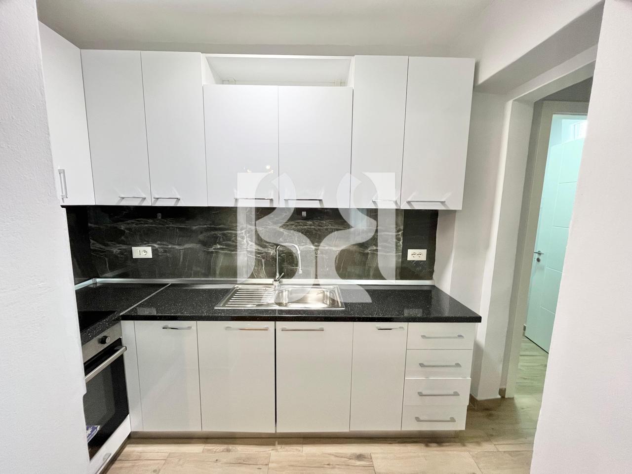 APARTMENT 1+1+STORAGE FOR RENT ALI DEMI STREET 48,000 LEKE*
