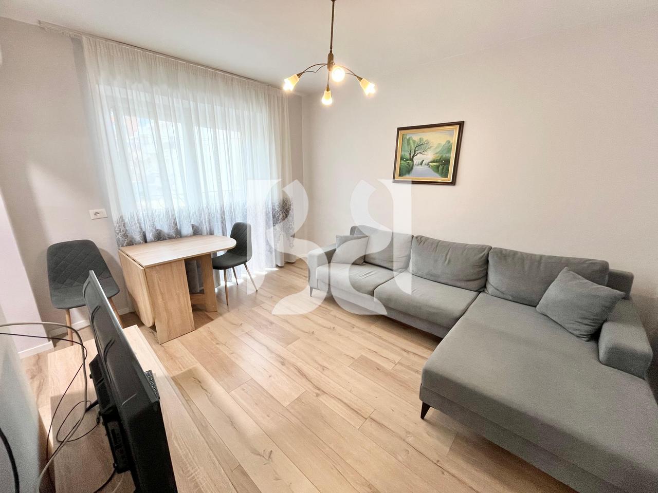 APARTMENT 1+1+STORAGE FOR RENT ALI DEMI STREET 48,000 LEKE*