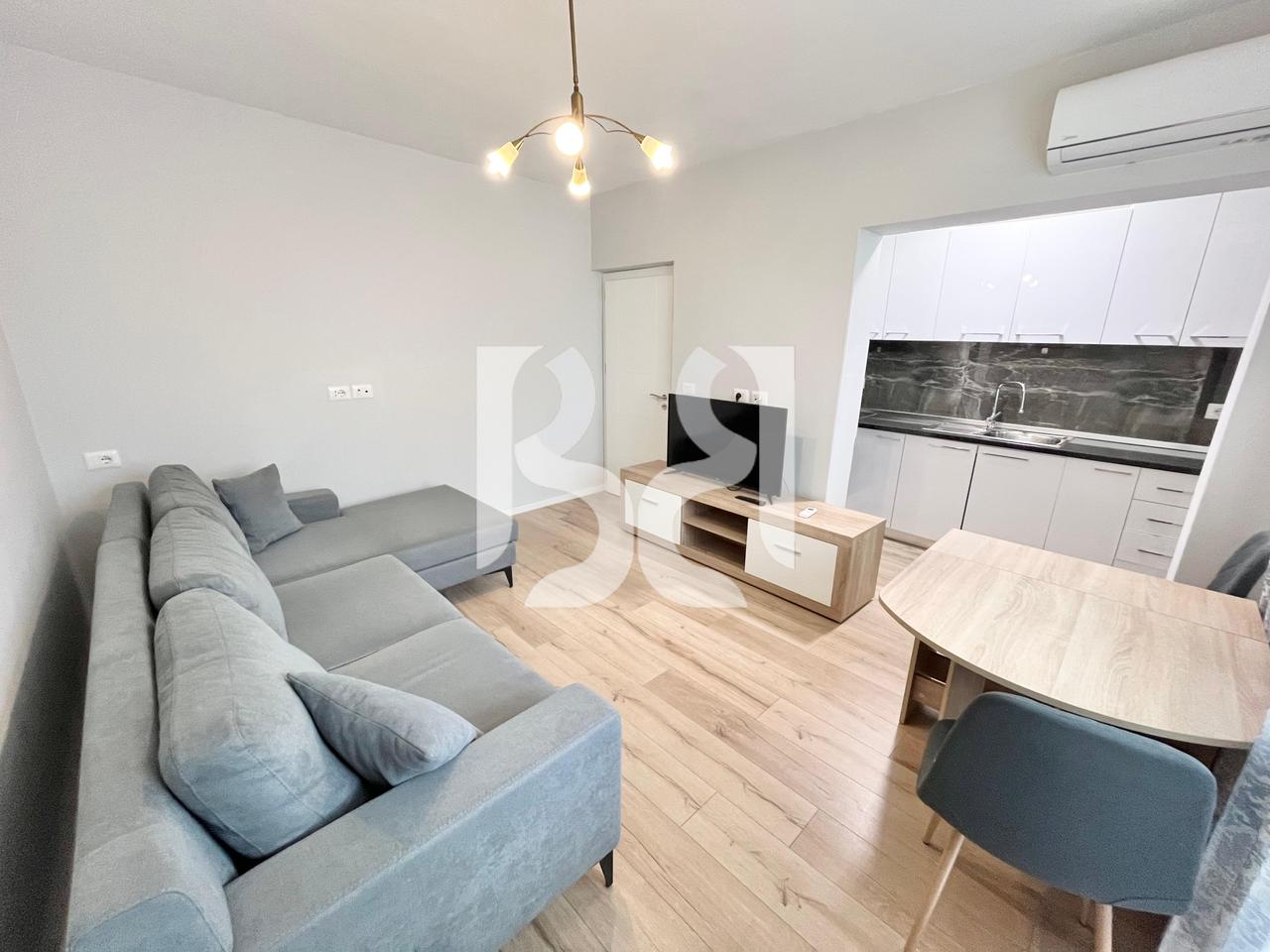 APARTMENT 1+1+STORAGE FOR RENT ALI DEMI STREET 48,000 LEKE*