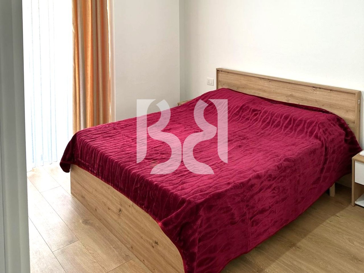 APARTAMENT 2+1 ME QIRA TEK VILA L2 550 EURO