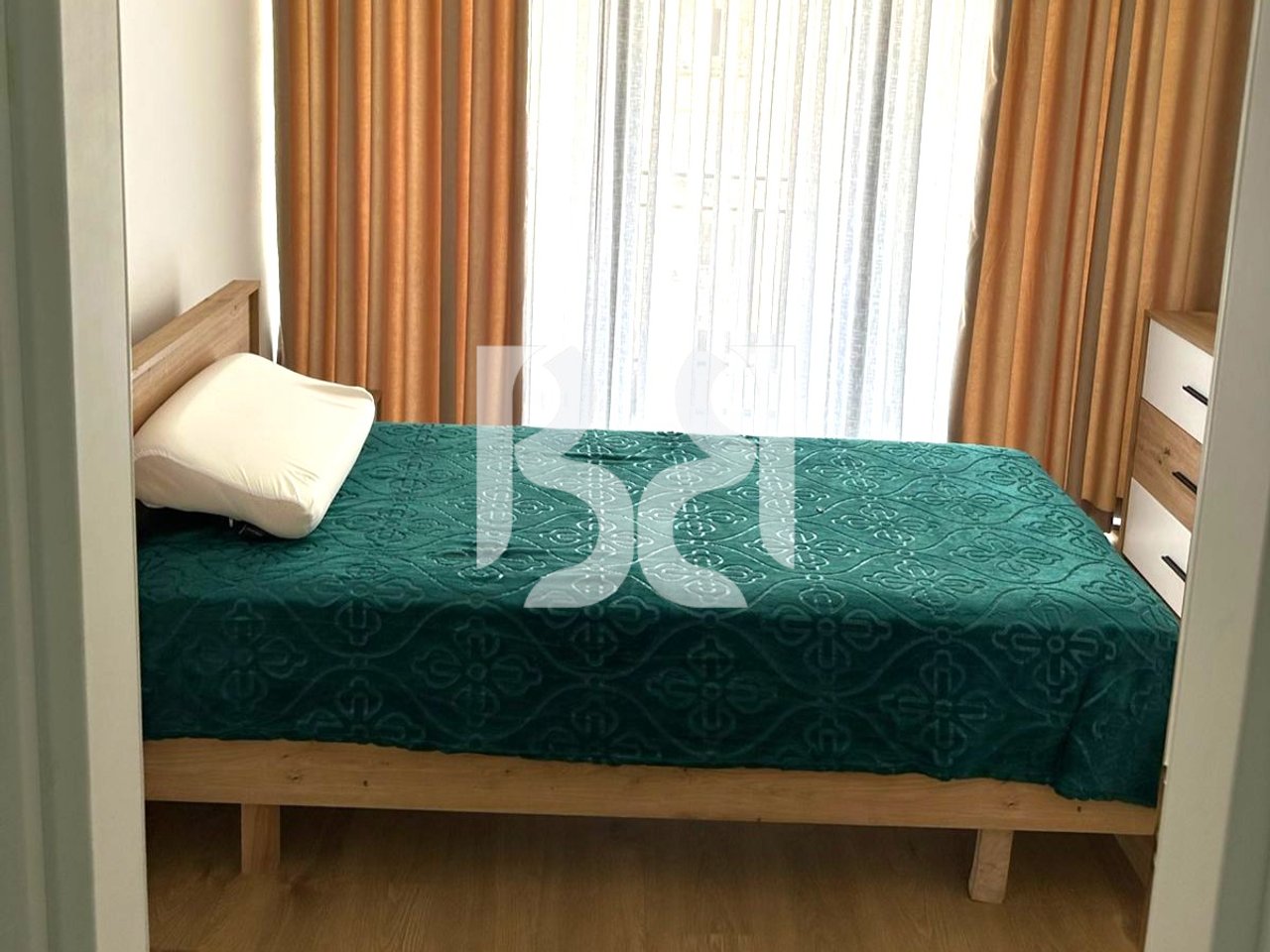 APARTAMENT 2+1 ME QIRA TEK VILA L2 550 EURO