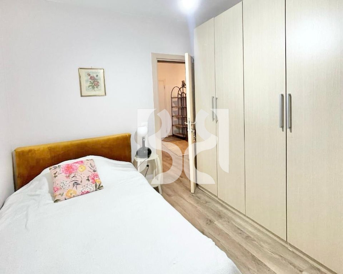 APARTAMENT ME QERA 2+1 TEK RRUGA E KOSOVAREVE