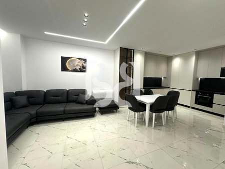 APARTAMENT 2+1ME QIRA*
