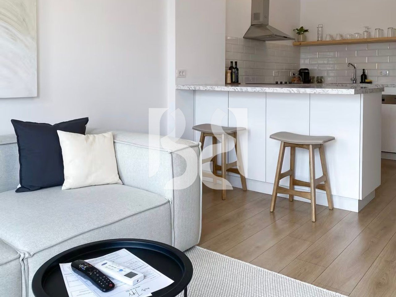 JEPET APARTAMENT 1+1 ME QIRA PRANE SPAK*