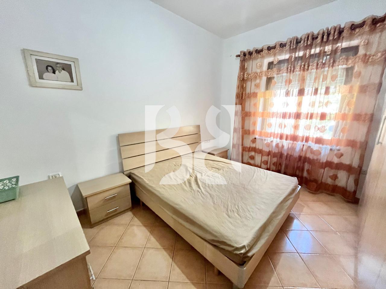 APARTAMENT 3+1+BALLKON ME QIRA QENDER PRANE KAFE FLORA*