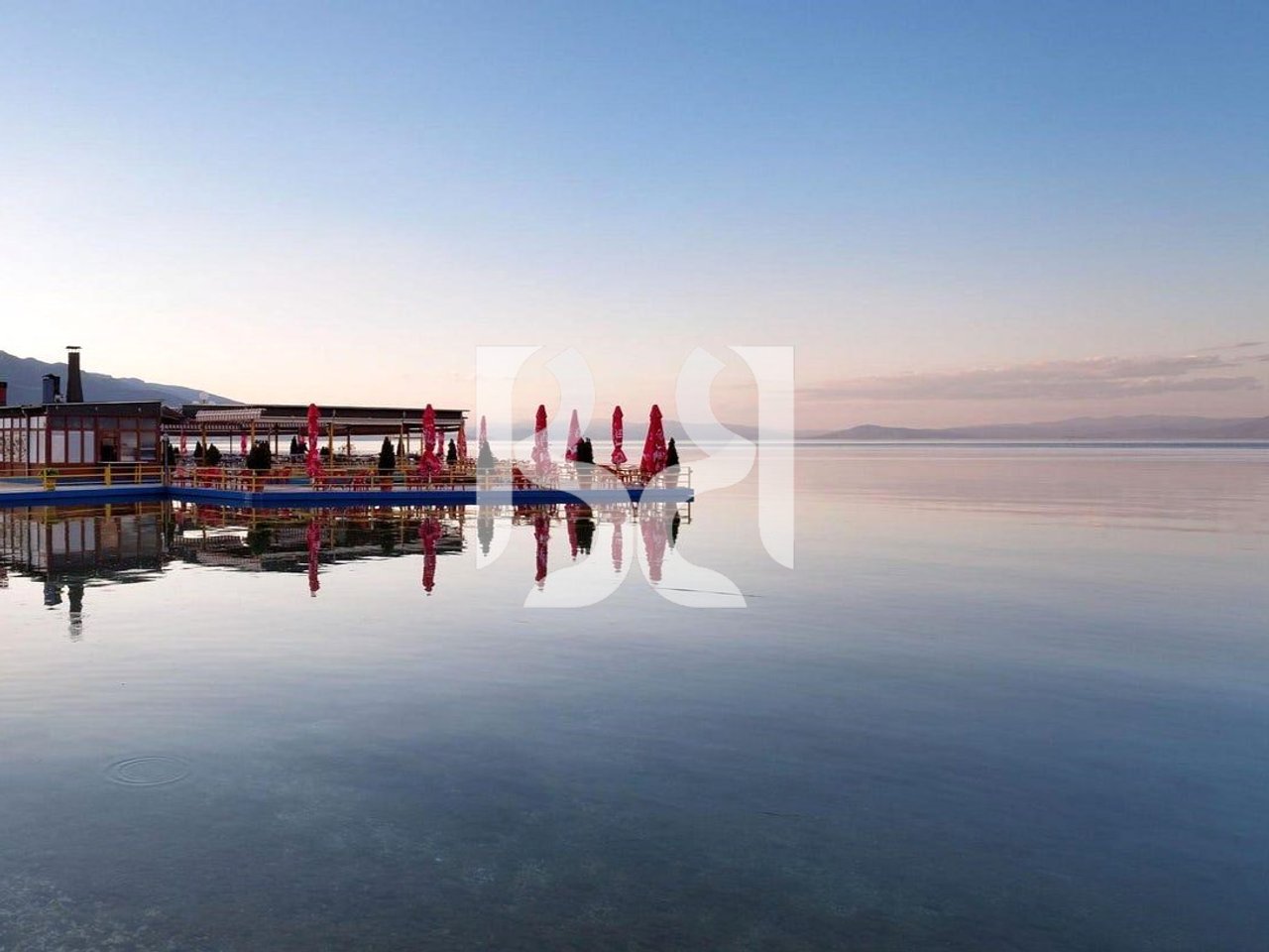 SHITET ME KREDI APARTAMENT 2+1 NE POGRADEC*