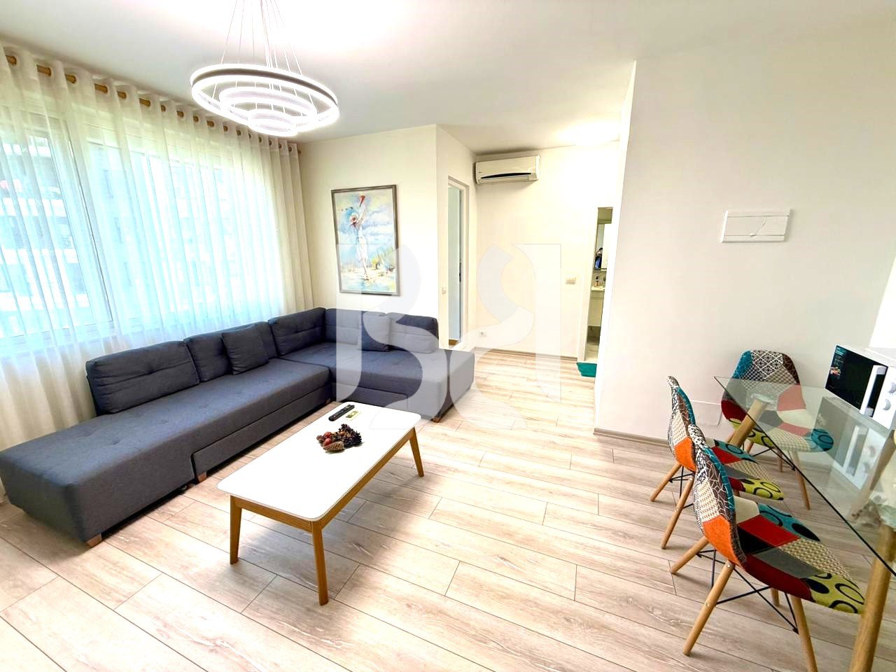 APARTAMENT 1+1 ME QIRA TEK RRUGA E KOSOVAREVE*